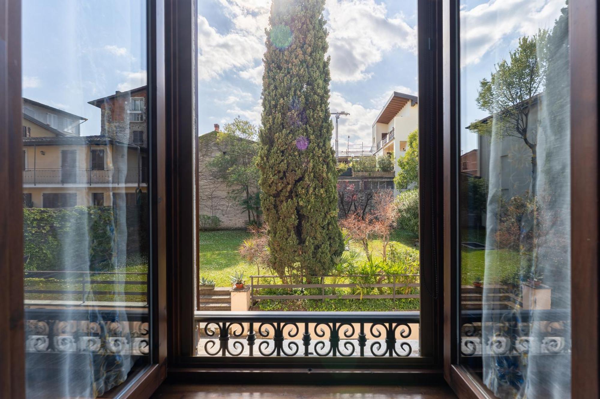 Casa Preziosa - Salo Apartment Екстериор снимка
